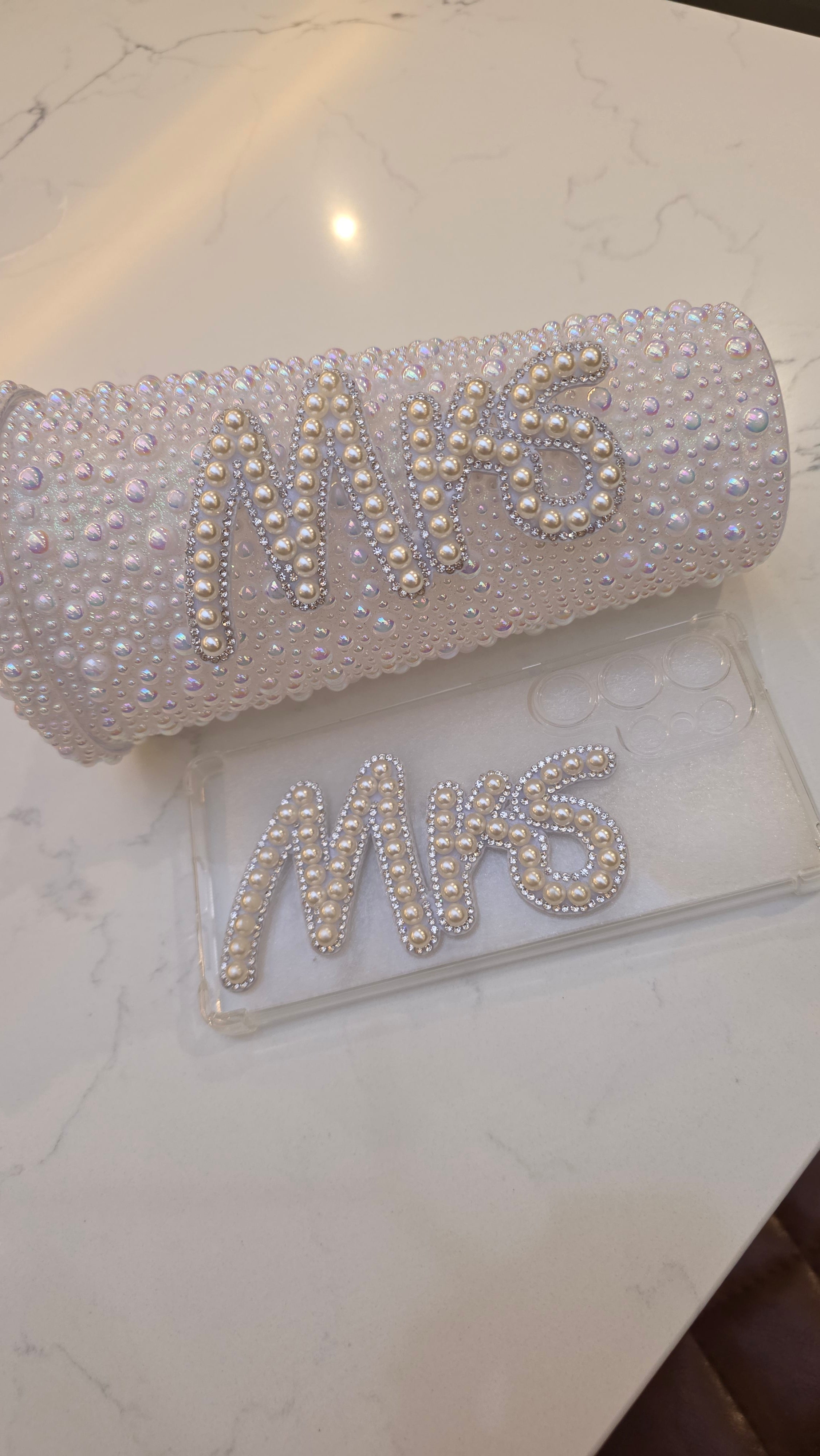 Personalised Mrs Pearl Tumbler & Phone Case Gift Set – Luxury Bridal Bundle